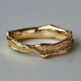 Vintage Pierścionek wykonany z Forged Gold
