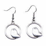 Vintage Bird Charm Drop Earrings – Ręcznie Robiona Biżuteria Boho