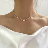 Elegancka Mała Naszyjnik z Perłami
